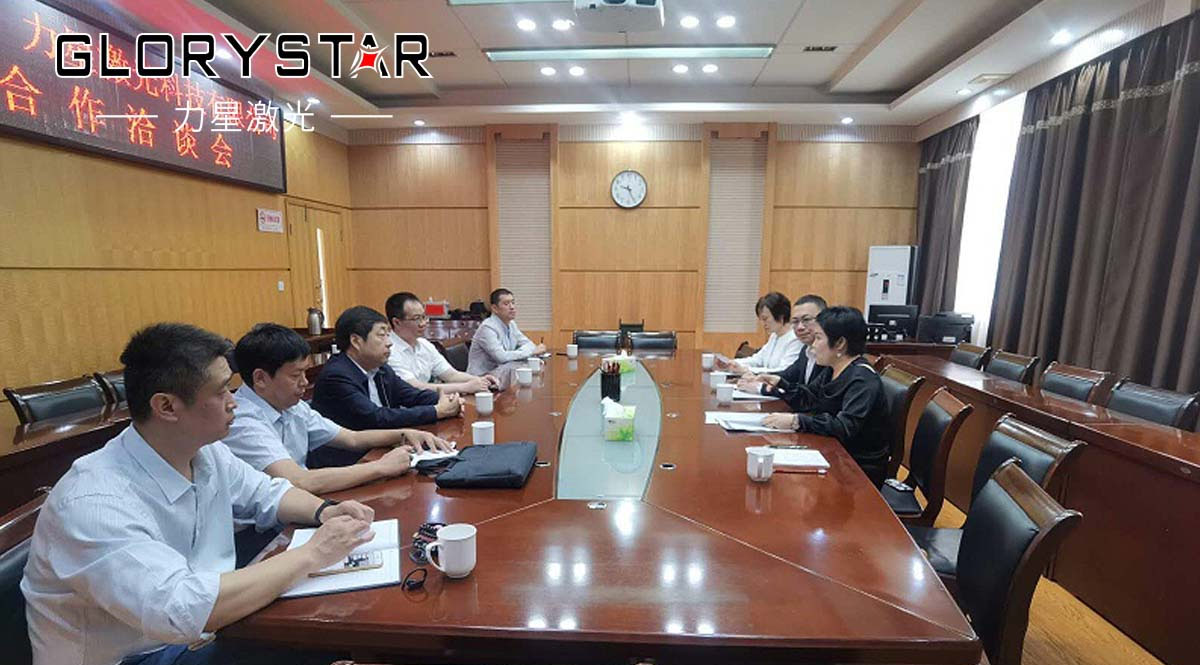 力星激光 | 劉總經(jīng)理回訪母校南陽理工學(xué)院